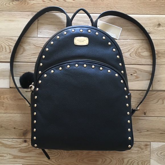 Michael Kors Handbags - *FINAL*PRICE DROP Firm.NWOT MK Lg leather backpack